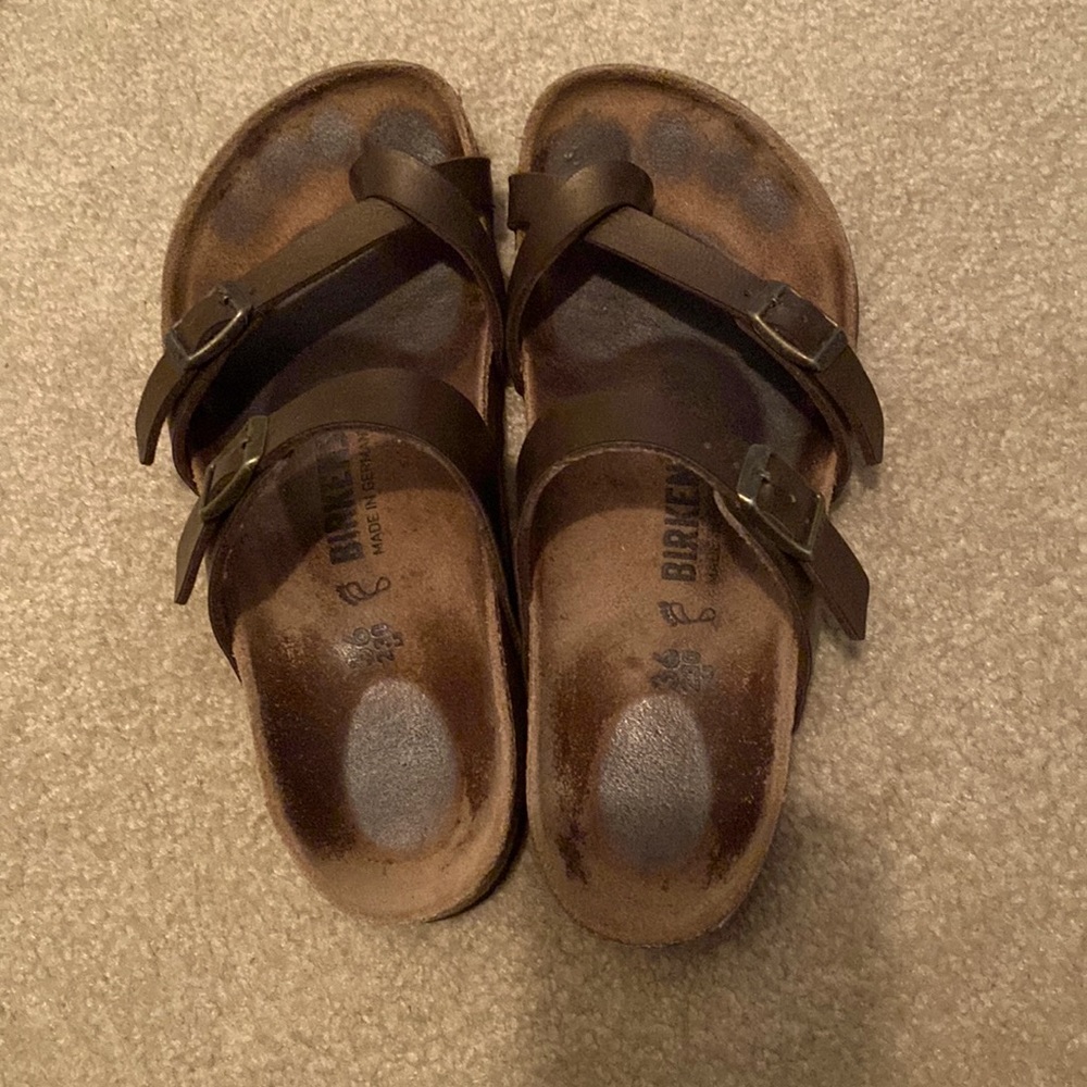 Birkenstock sandals size 6